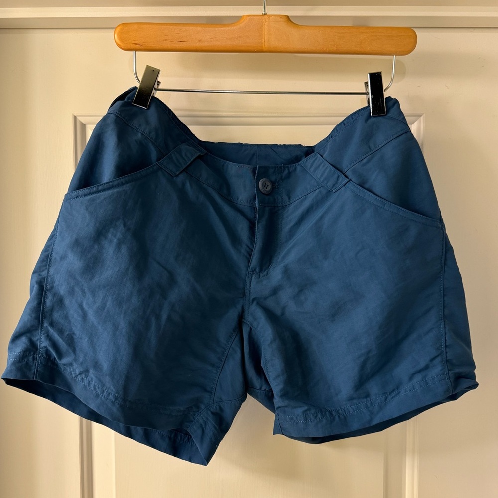 Columbia shorts, size S